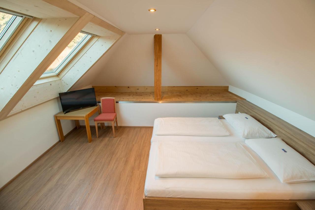 Hotel Weissenstein Sankt Michael im Lungau Bagian luar foto