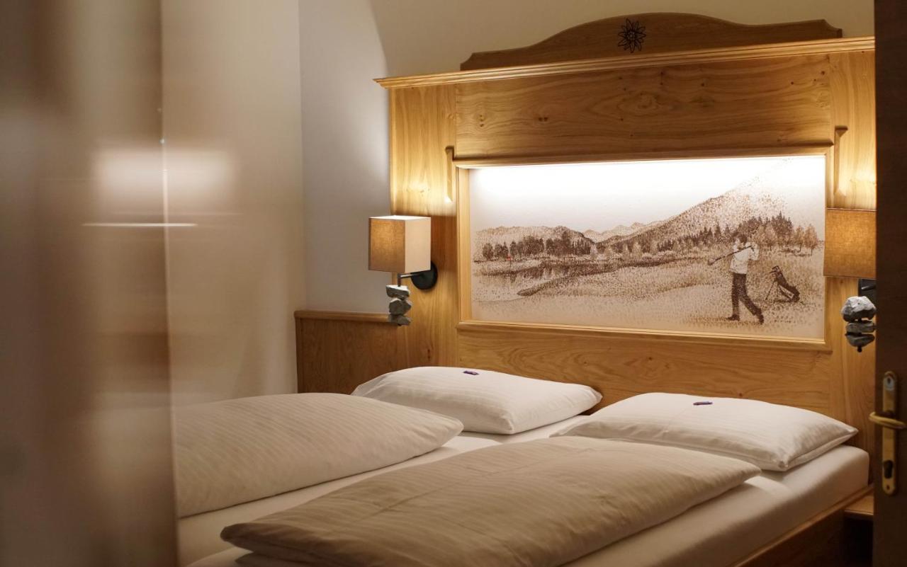 Hotel Weissenstein Sankt Michael im Lungau Bagian luar foto